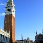 Tourcaster - Italy - Venice - Piazza San Marco show